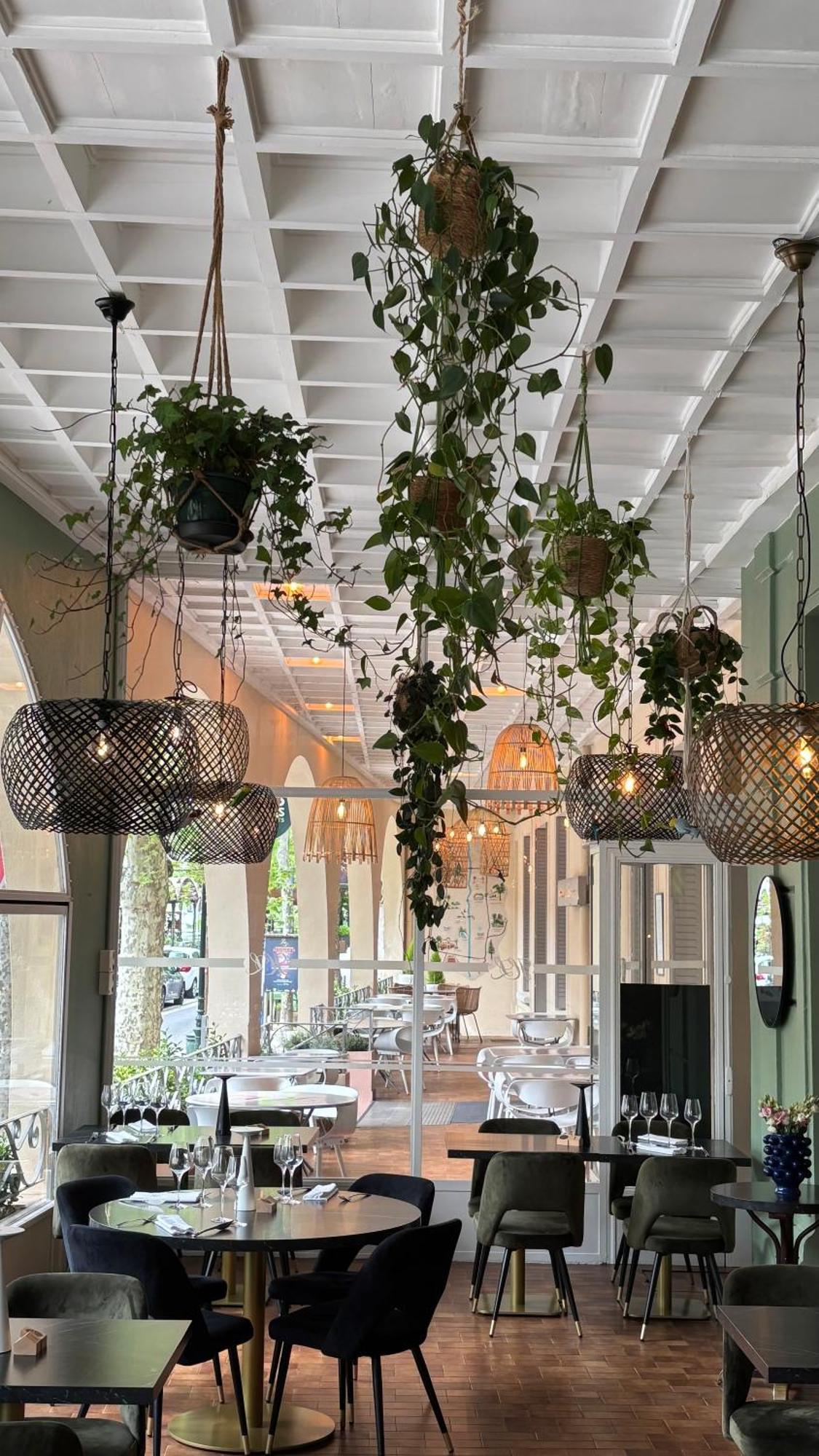 Logis Hotel Restaurant Grand Hotel De Lyon Vals-les-Bains Zewnętrze zdjęcie