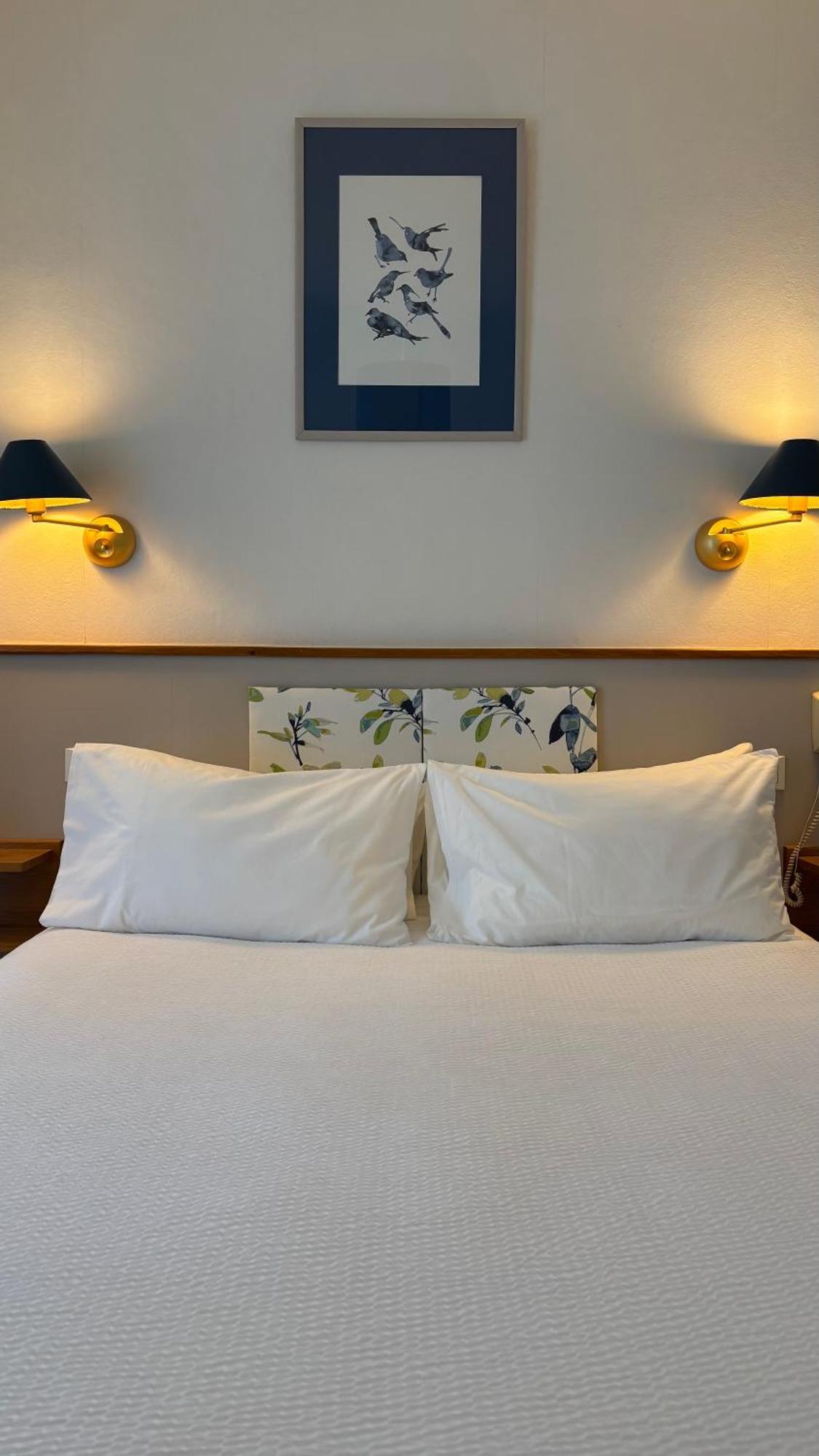 Logis Hotel Restaurant Grand Hotel De Lyon Vals-les-Bains Zewnętrze zdjęcie