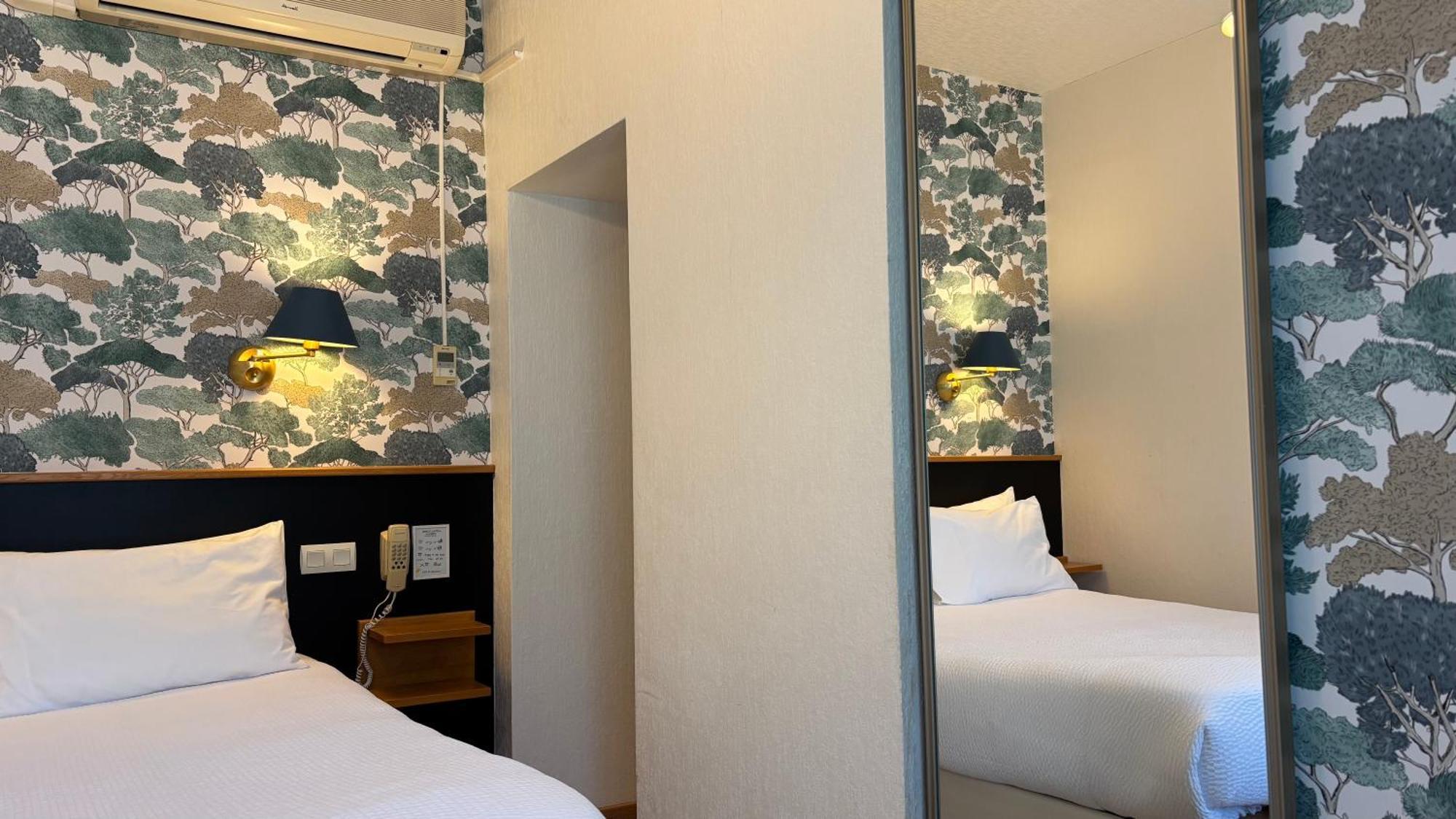 Logis Hotel Restaurant Grand Hotel De Lyon Vals-les-Bains Zewnętrze zdjęcie