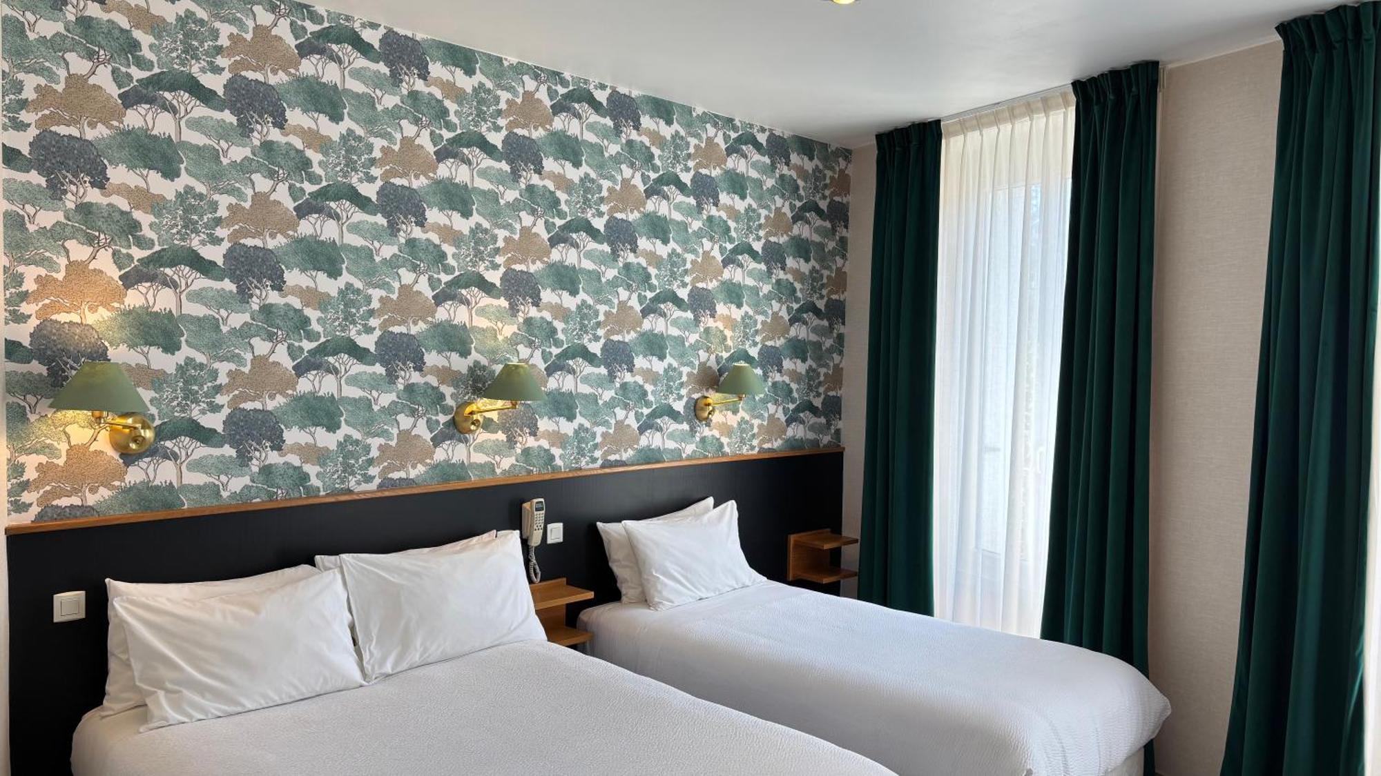 Logis Hotel Restaurant Grand Hotel De Lyon Vals-les-Bains Zewnętrze zdjęcie