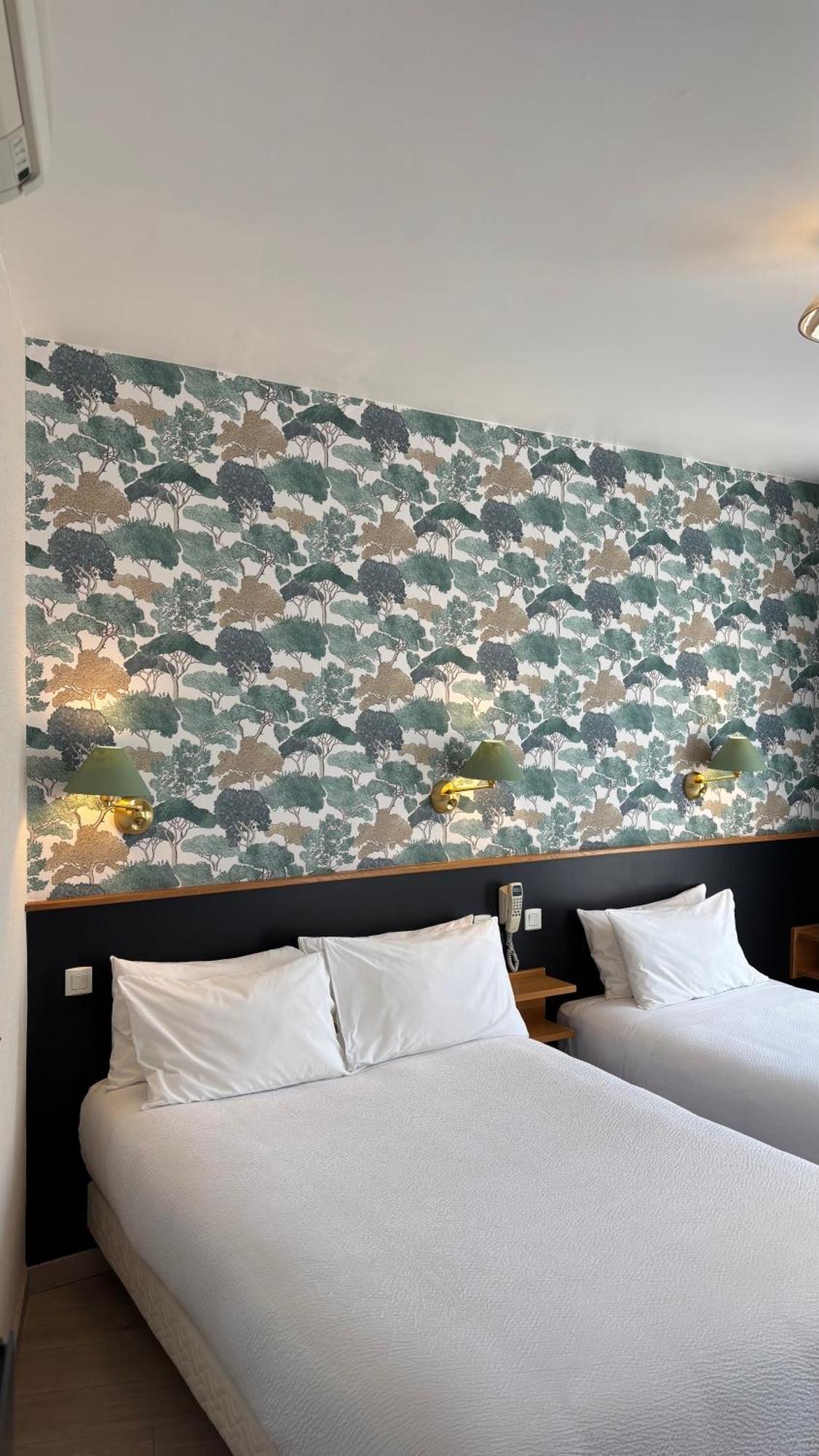 Logis Hotel Restaurant Grand Hotel De Lyon Vals-les-Bains Zewnętrze zdjęcie